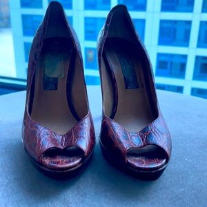 Steve Madden Wine Red Peep Toe/Kennth Coal COMPHY wedge print with red heel